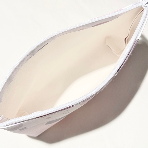 Neutrogena Crosshatch Printed Cosmetic Bag - Picture 5 of 6